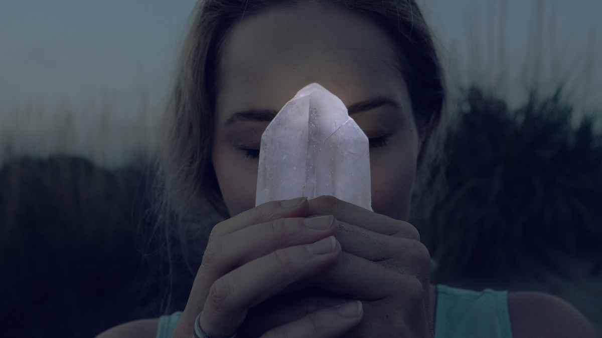 Crystals for emotional healing